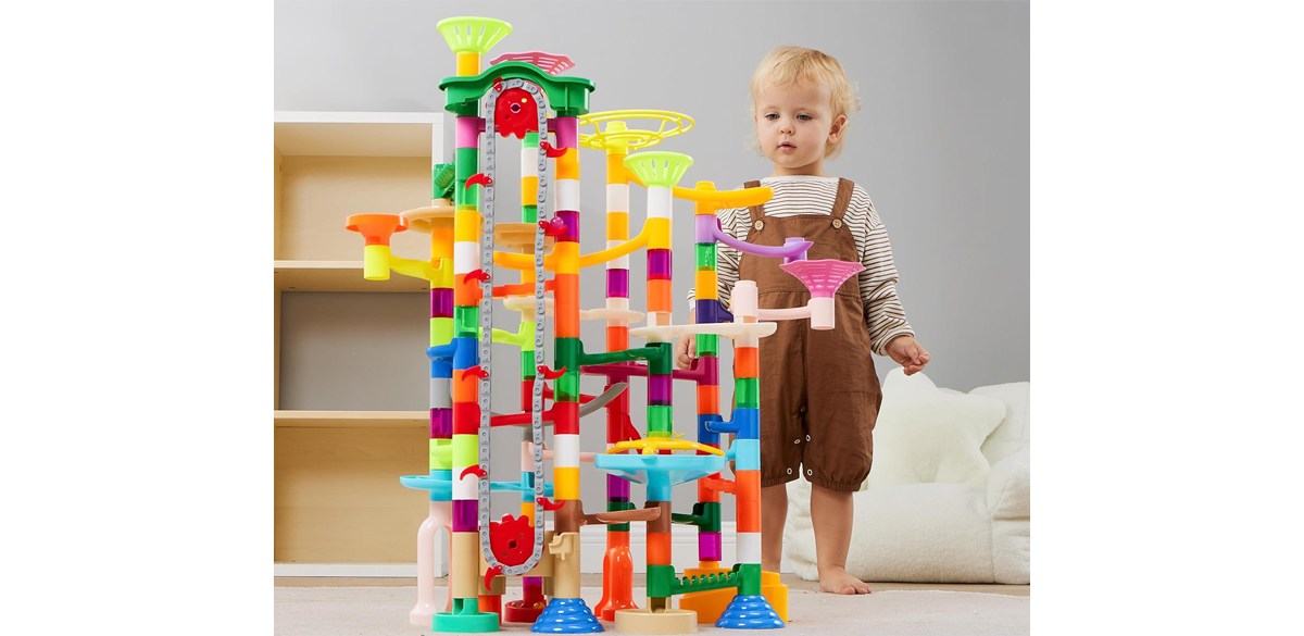JOYIN 236-Piece Glowing Marble Run JOYIN 236-Piece Glowing Marble Run