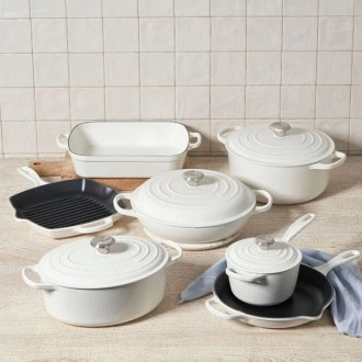 Le Creuset Signature Enameled Cast Iron 11-Piece Ultimate Cookware Set