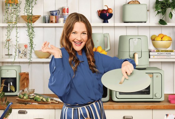 Easily re-create Drew Barrymore’s viral ‘normal’ kitchen