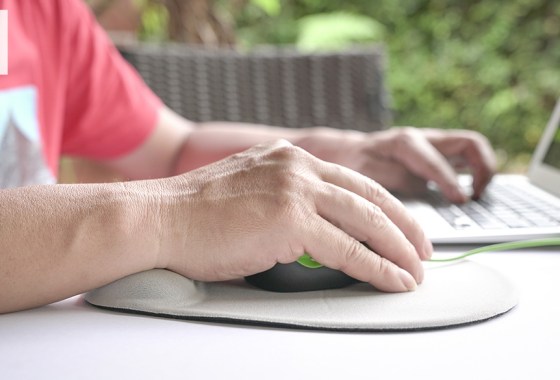 Best mouse pad with wrist rest