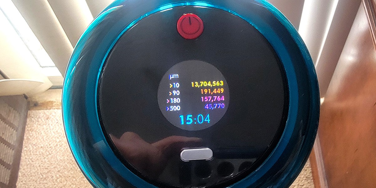 Closeup image of Gen5detect Absolute LCD screen